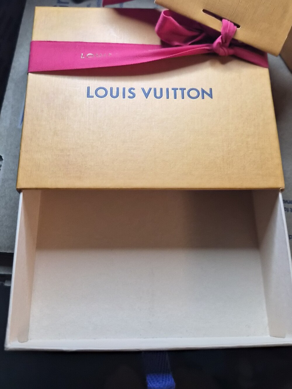 HTF Louis Vuitton Gift Box Rare Holiday Edition Ribbon Card Holder 5.75"x5"x1.5